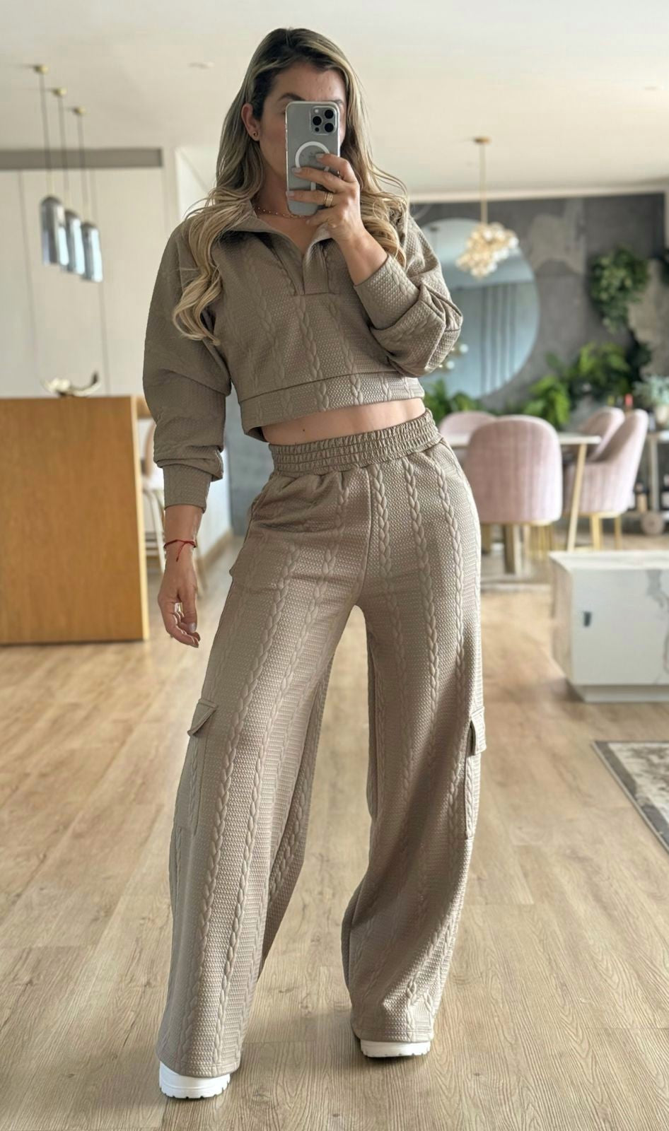 Set Aura