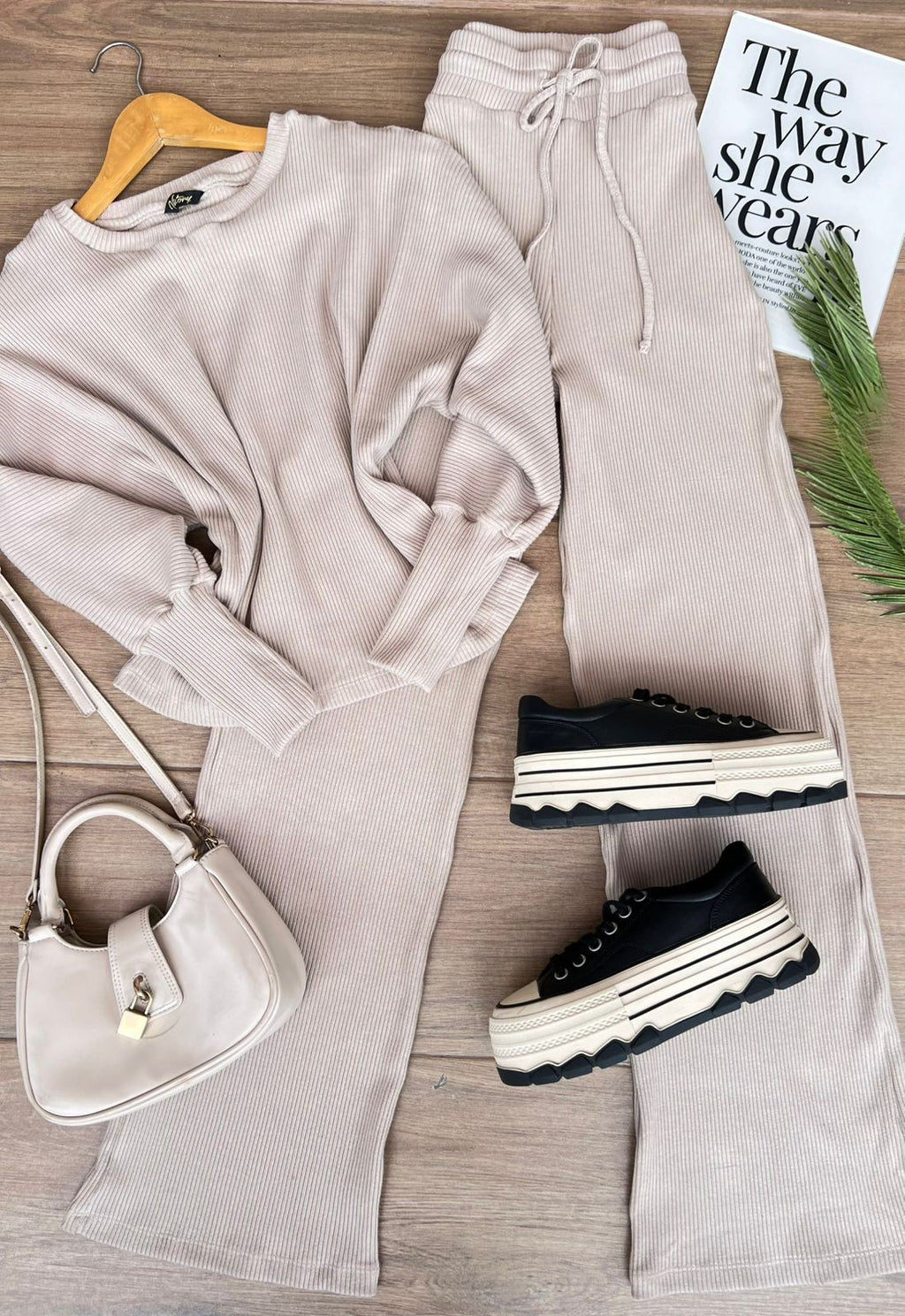 Conjunto  Ema